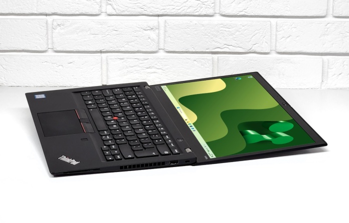 Laptop Lenovo ThinkPad T490s - zdjęcie produktu